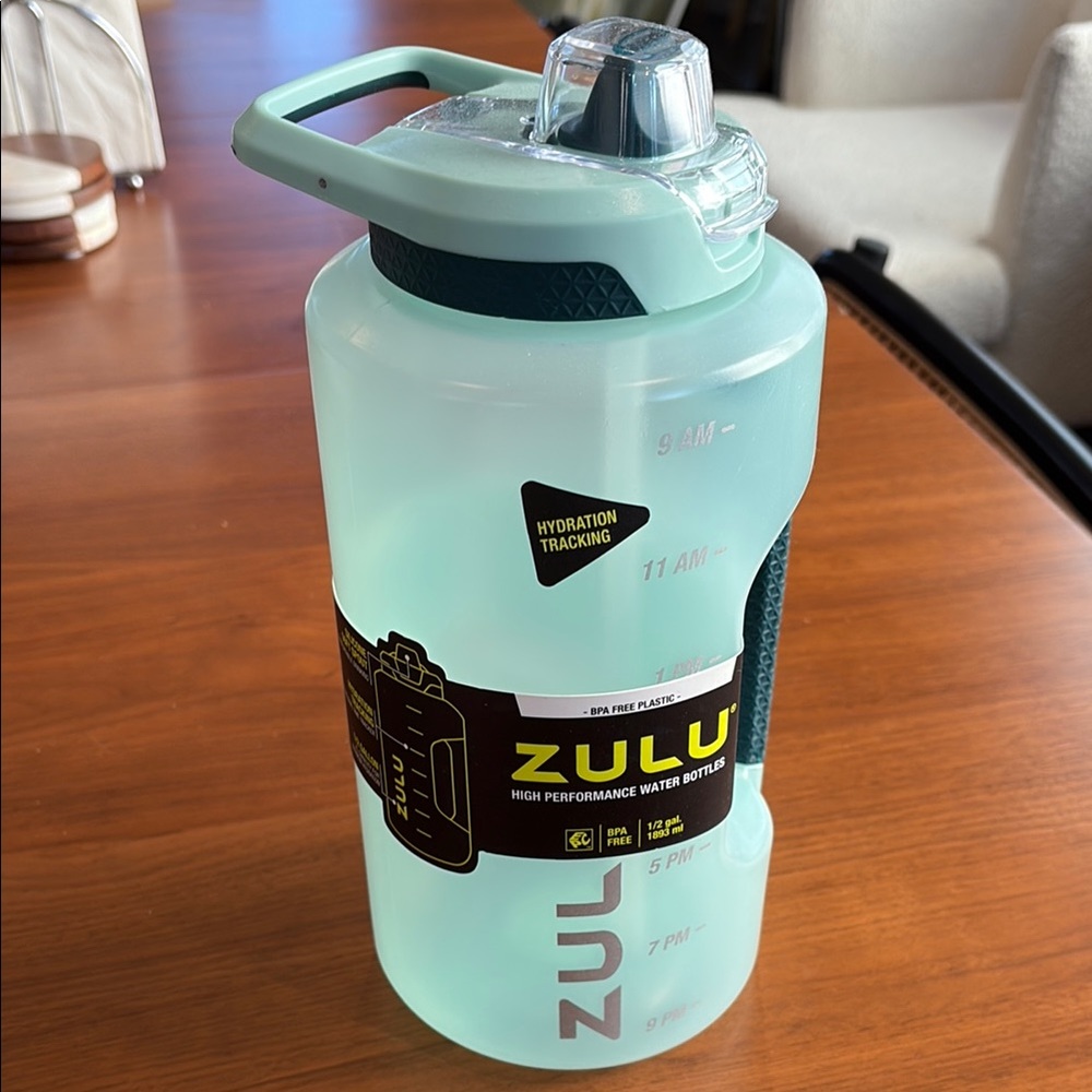 Brand new Zulu 1/2 gallon water bottle